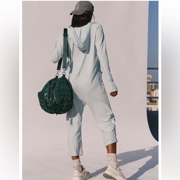 Free People Movement Hot Shot Long-Sleeve Hooded Onesie Arctic Blue Sz Small NWT - Picture 2 of 10